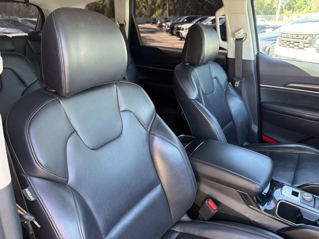 Used 2025 Kia Telluride S FWD image 17