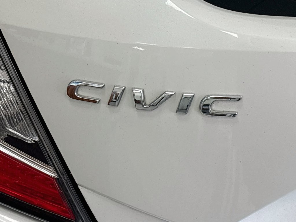 Used 2021 Honda Civic Sport Touring image 10