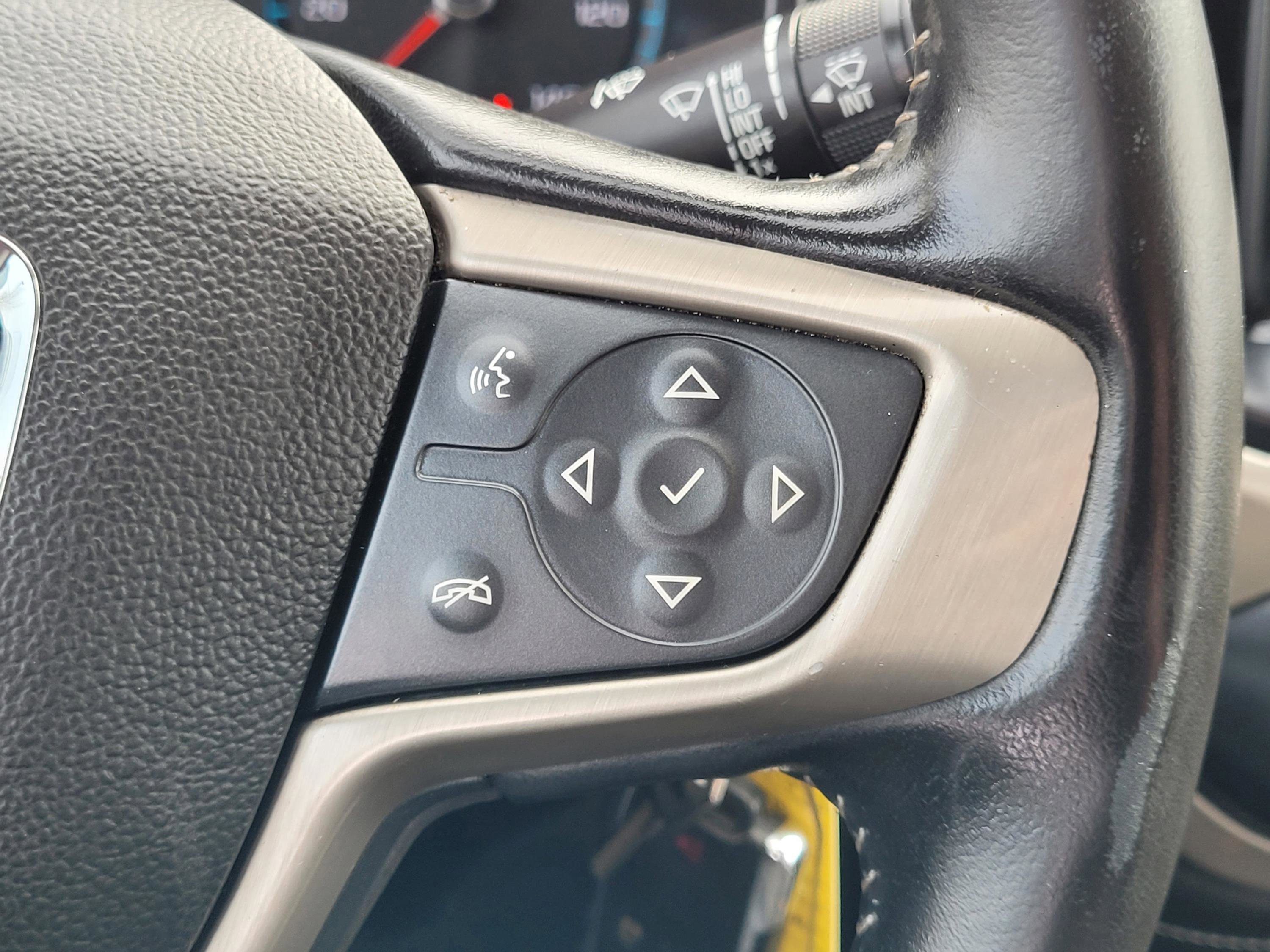 Used 2021 GMC Canyon Denali image 13