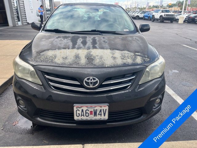 Used 2013 Toyota Corolla LE w/ Premium Pkg FWD image 2