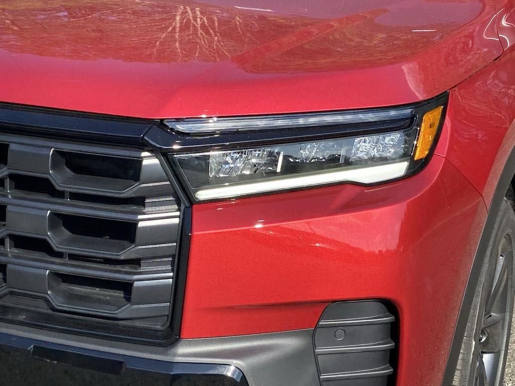 New 2026 Honda Pilot Sport image 30