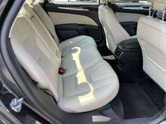 Used 2015 Ford Fusion Titanium FWD image 20