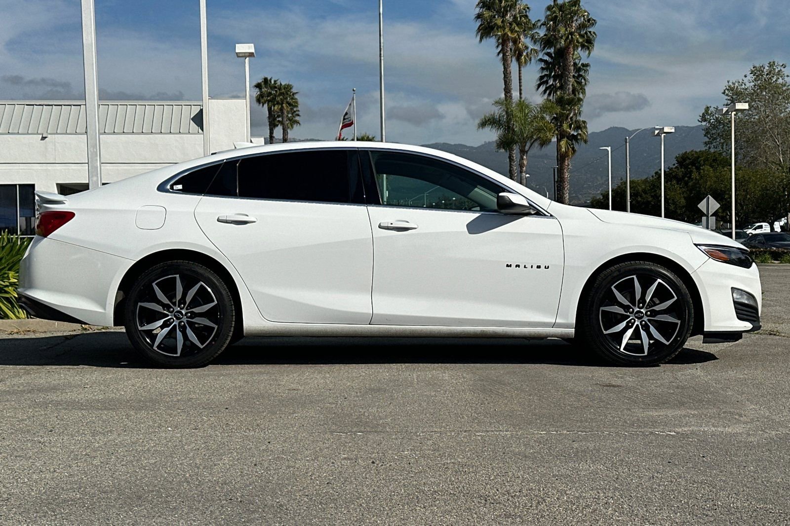 Used 2021 Chevrolet Malibu RS w/ LPO, Convenience Package 2 image 3