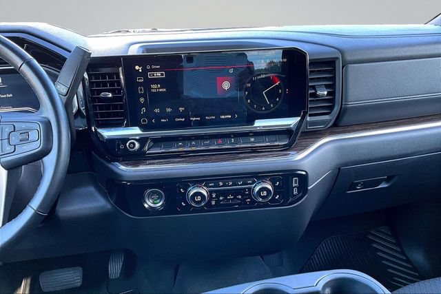 Used 2024 GMC Sierra 1500 SLE RWD image 10