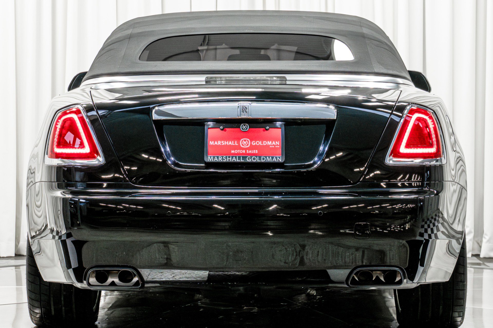 Used 2017 Rolls-Royce Dawn RWD image 46