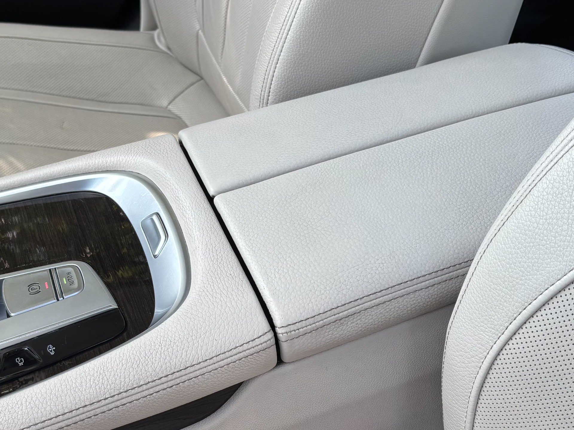 Used 2021 BMW 740i RWD image 26