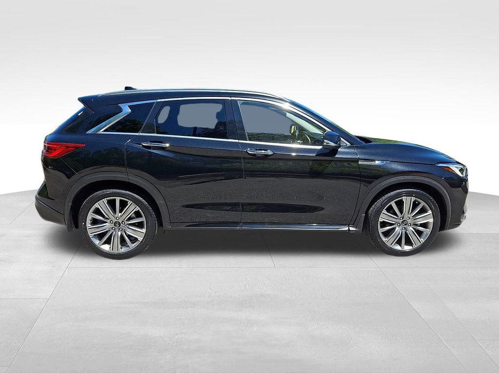 Used 2023 INFINITI QX50 Sensory AWD/4WD image 7