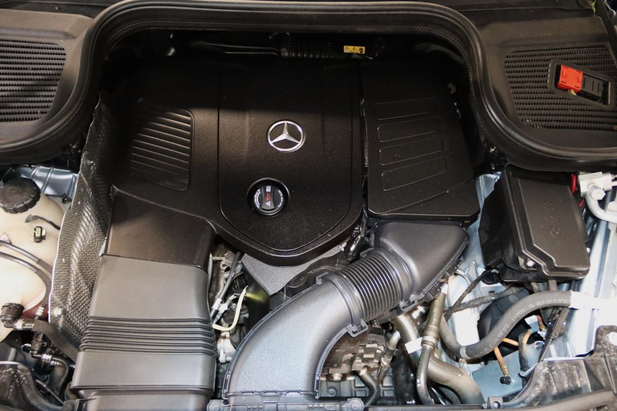 Used 2025 Mercedes-Benz GLE 350 4MATIC w/ Winter Package image 81