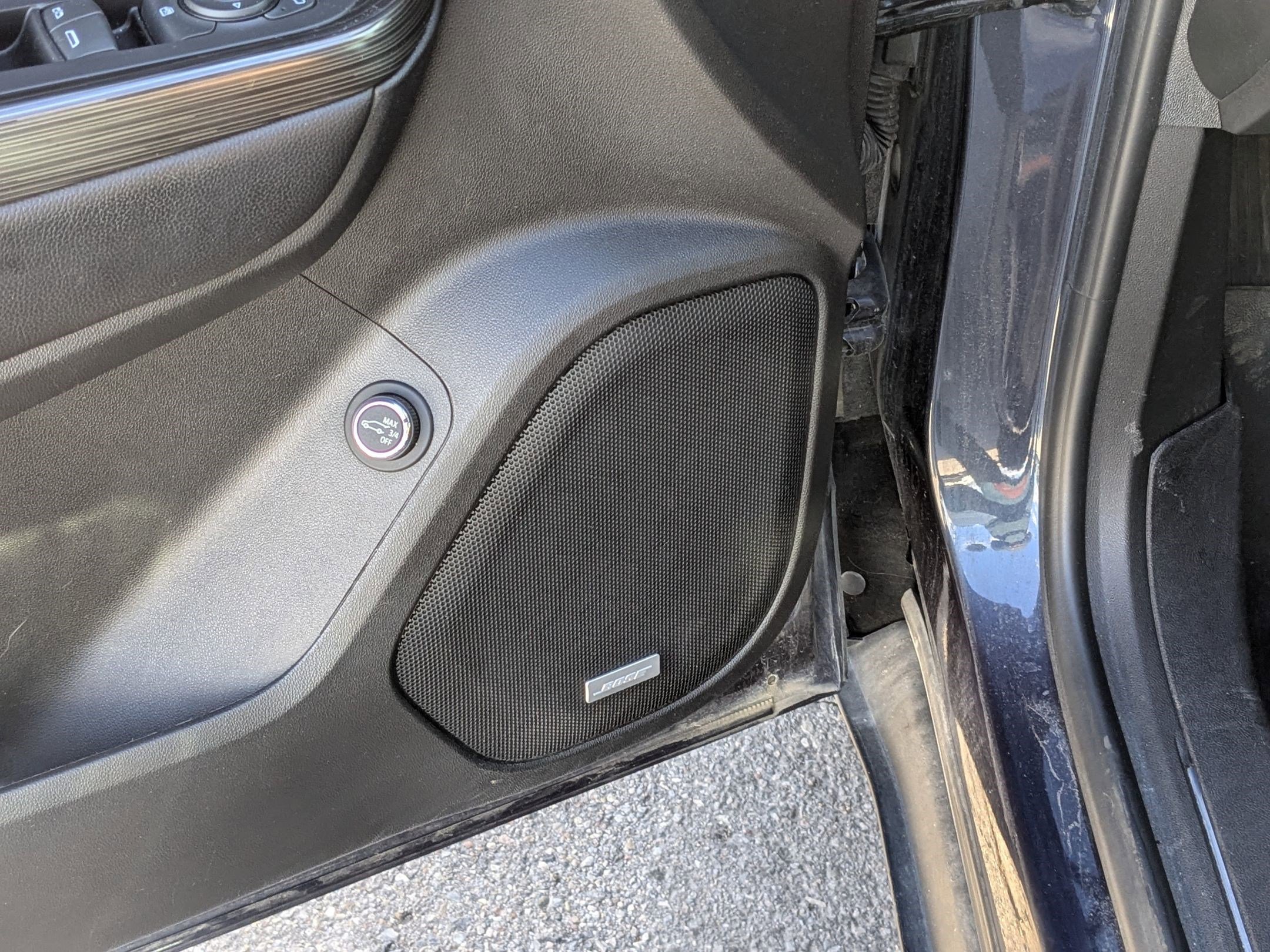 Used 2019 GMC Acadia SLT image 15