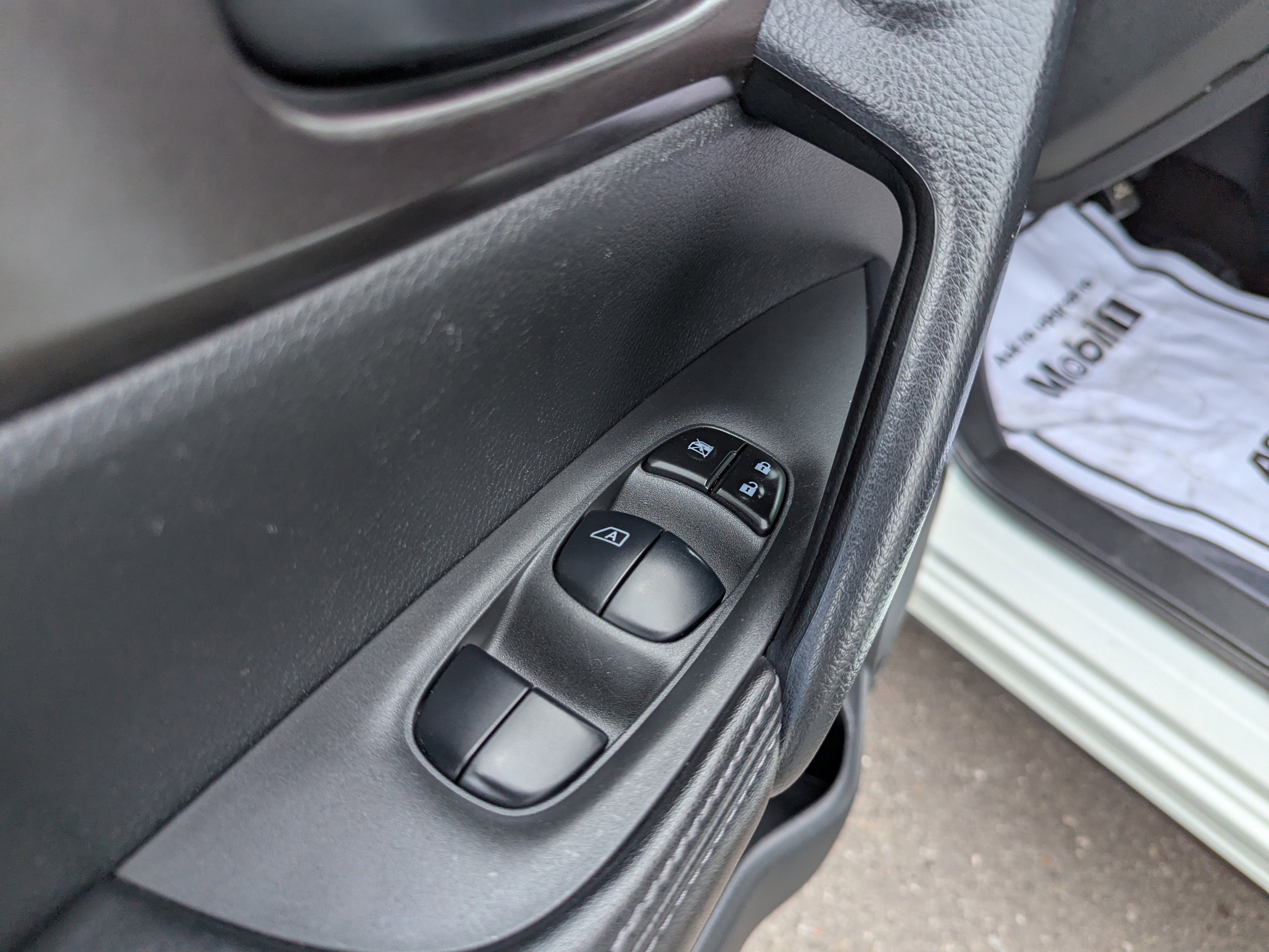 Used 2021 Nissan Rogue Sport S AWD/4WD image 11