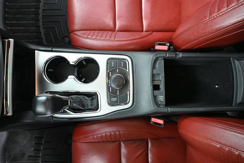 Used 2017 Jeep Grand Cherokee SRT AWD/4WD image 30