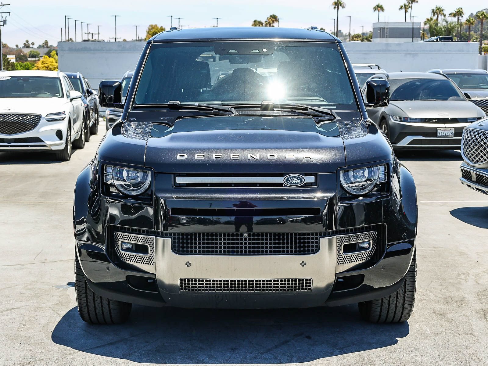 Used 2021 Land Rover Defender 110 X AWD/4WD image 2
