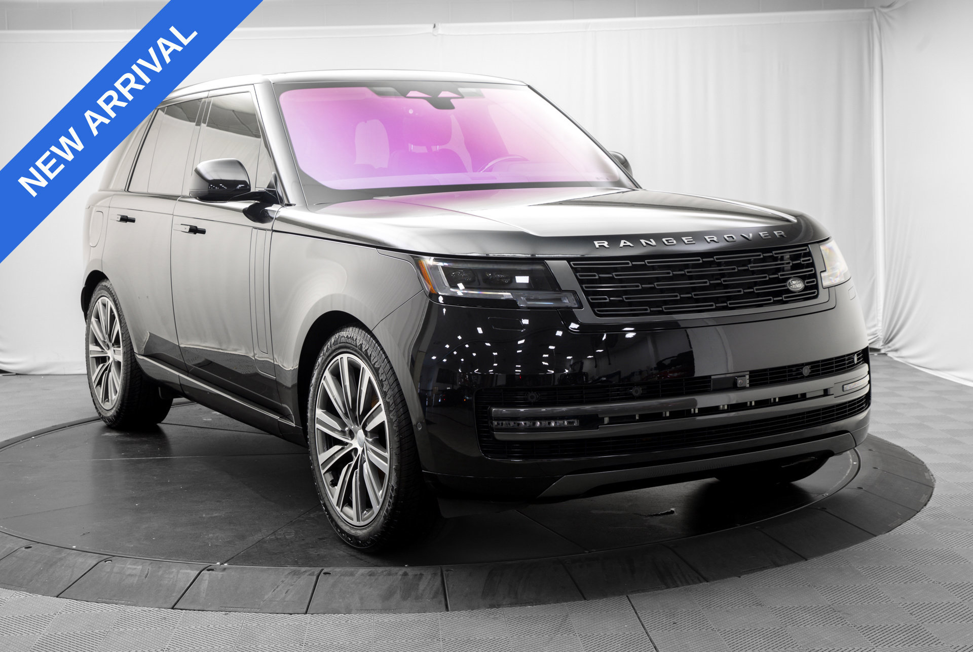 Used 2023 Land Rover Range Rover SE AWD/4WD image 9