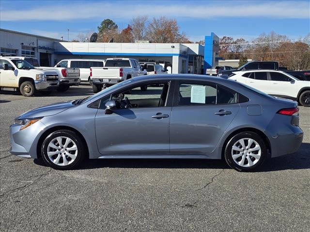 Used 2022 Toyota Corolla LE image 23