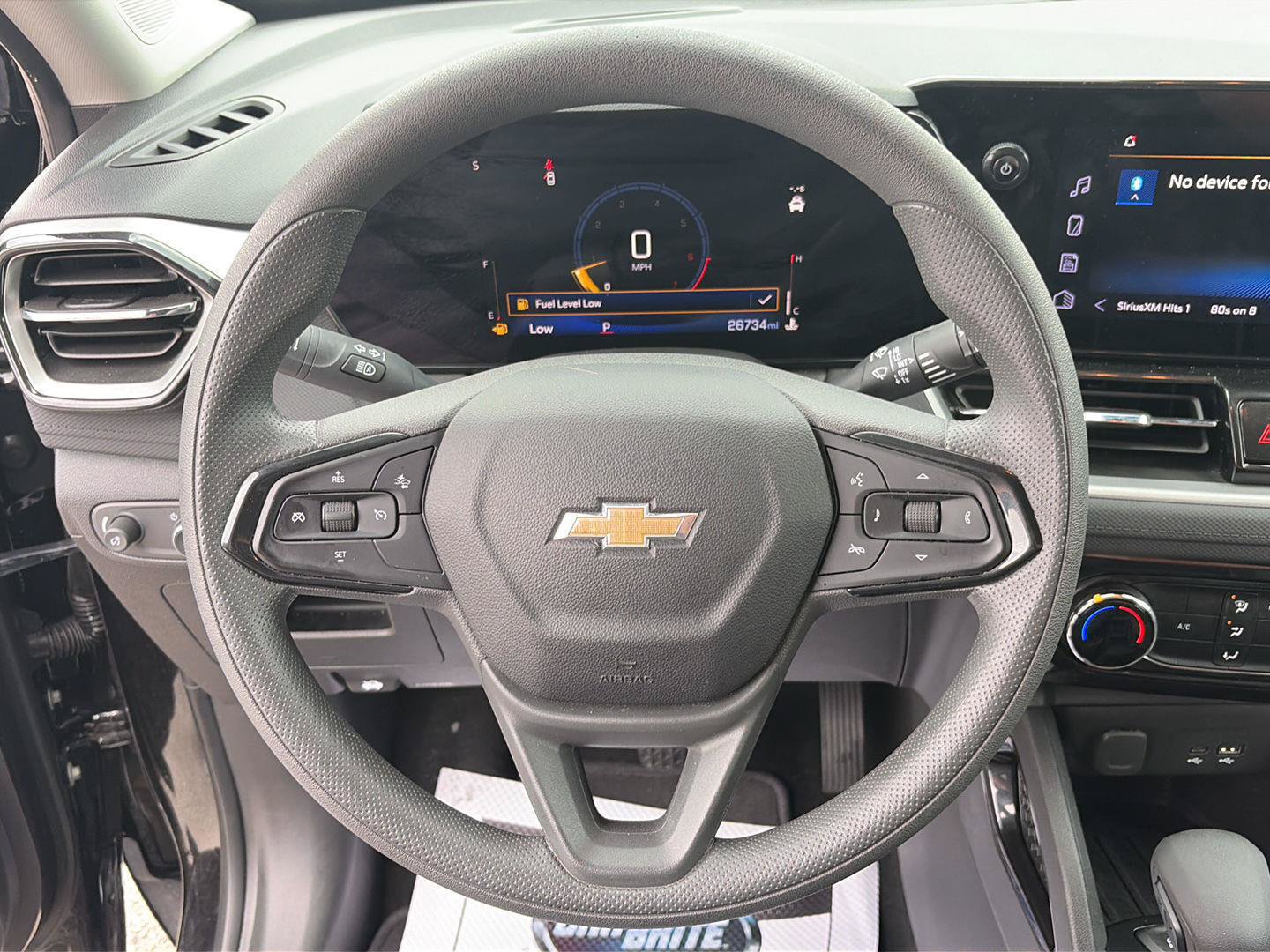 Used 2025 Chevrolet TrailBlazer LT FWD image 16
