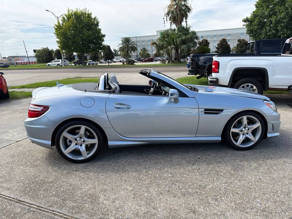 Used 2016 Mercedes-Benz SLK 350 image 17