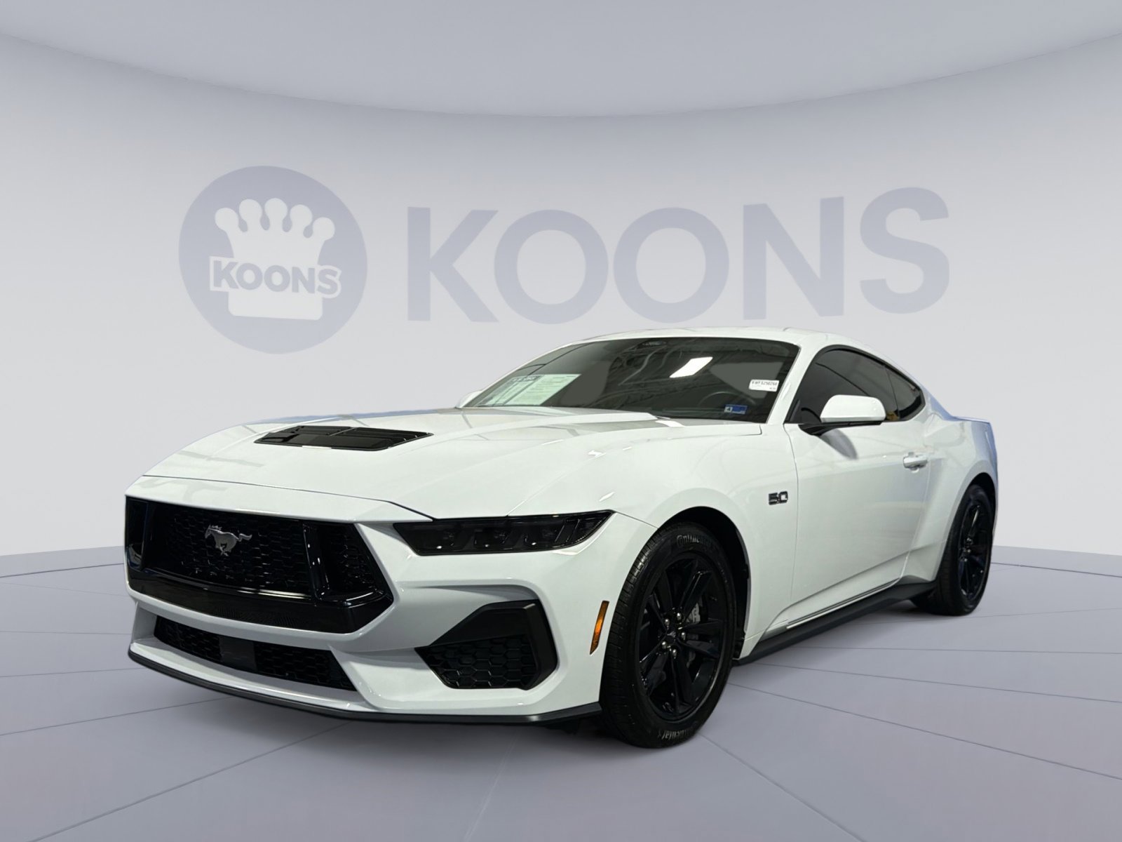 Used 2025 Ford Mustang GT RWD image 1