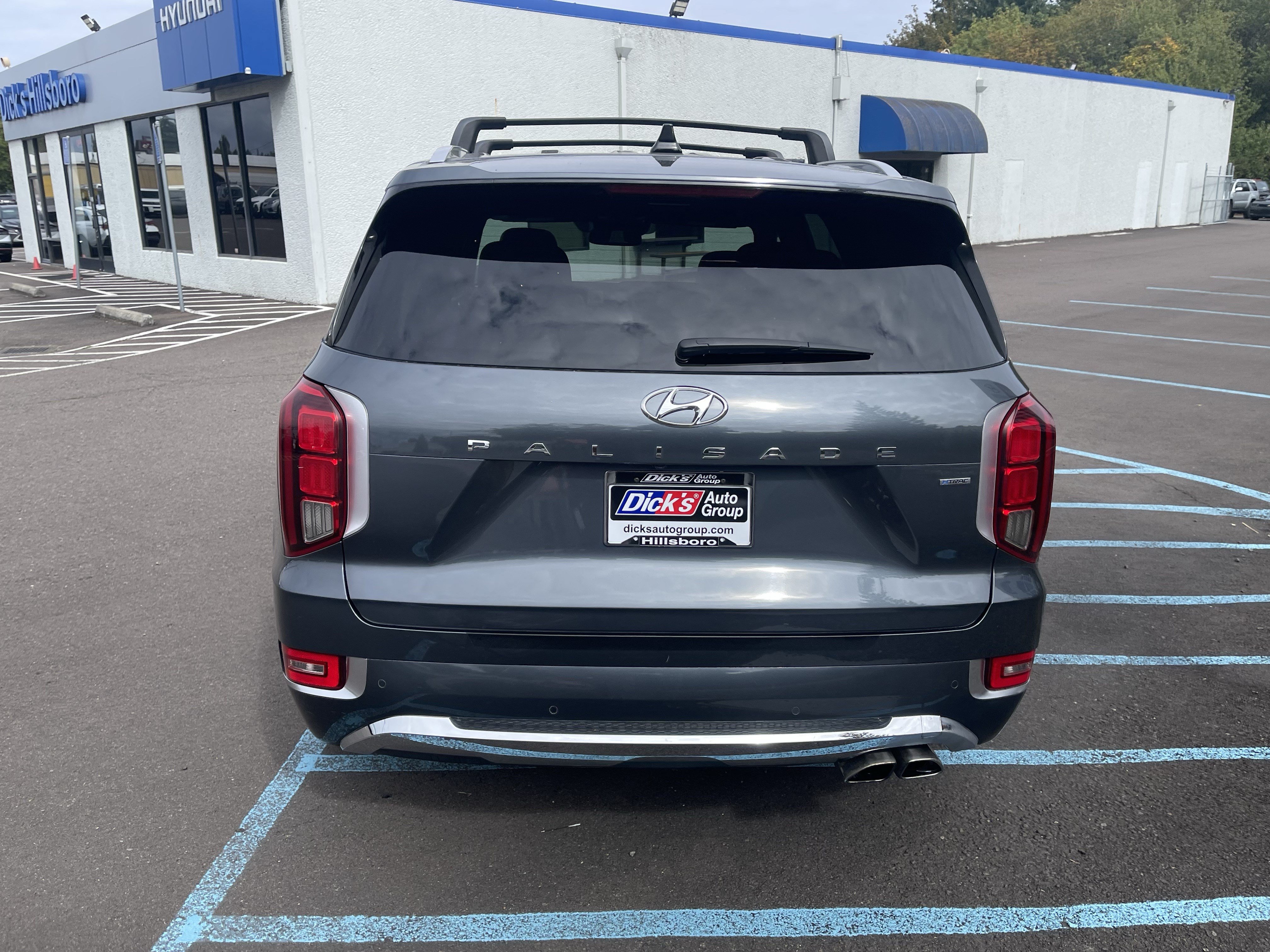 Used 2020 Hyundai Palisade Limited w/ Winter Weather Package AWD/4WD image 4