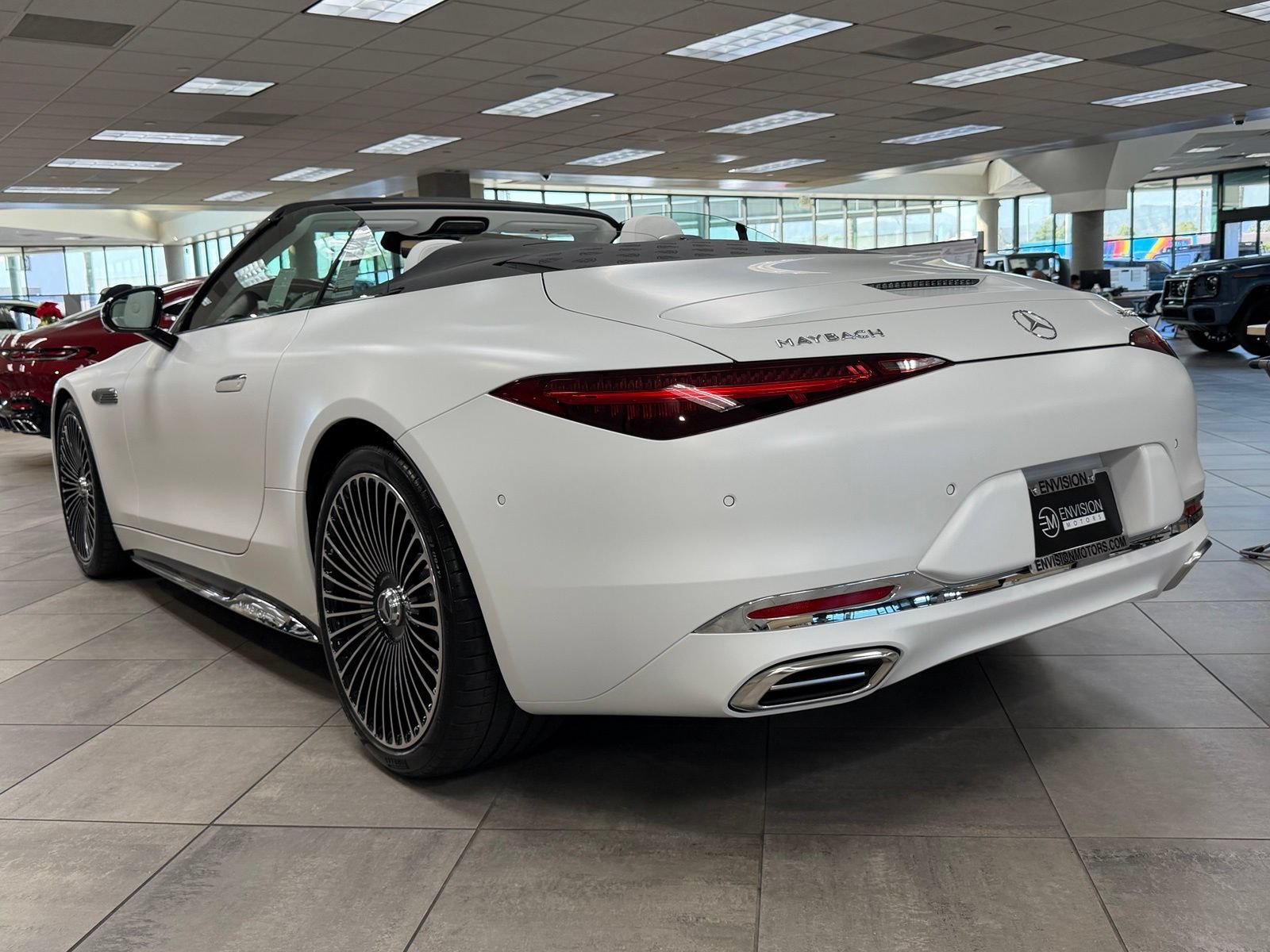 New 2026 Mercedes-Benz Maybach SL 680 image 7