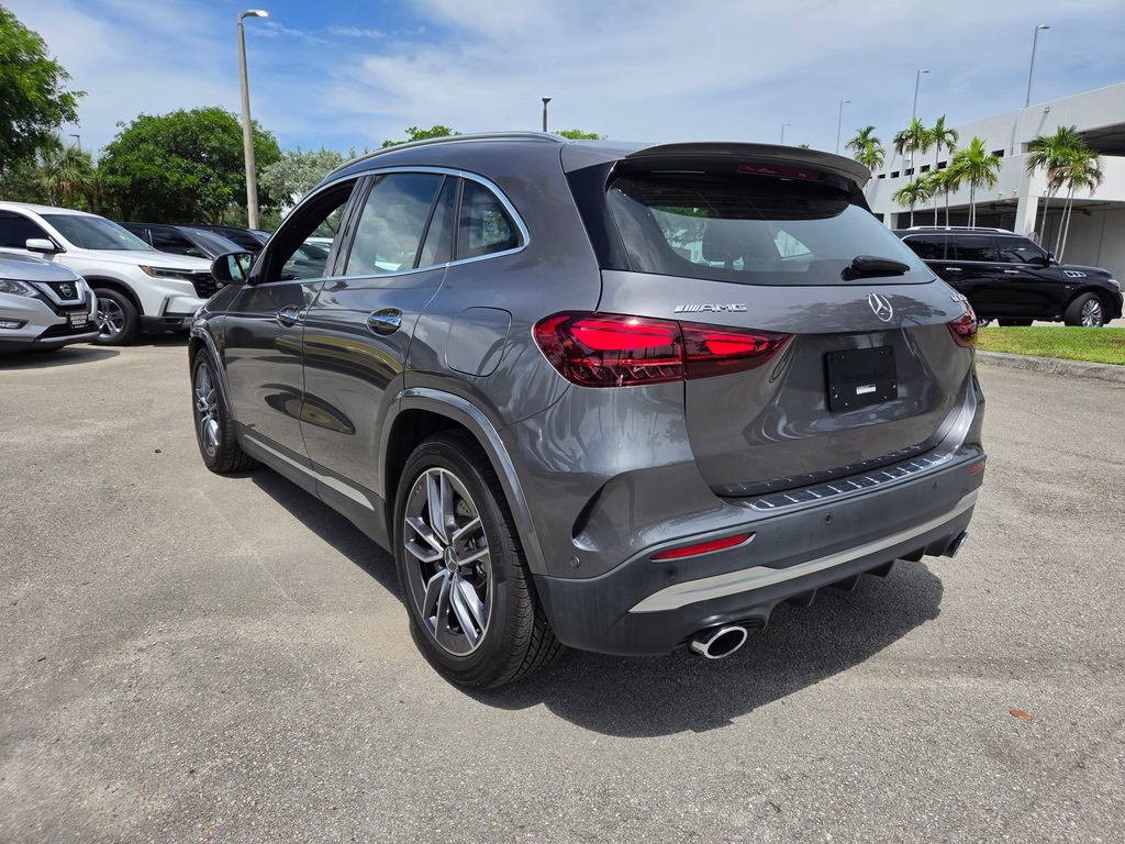Used 2025 Mercedes-Benz GLA 35 AMG 4MATIC w/ Exclusive Trim Package image 13