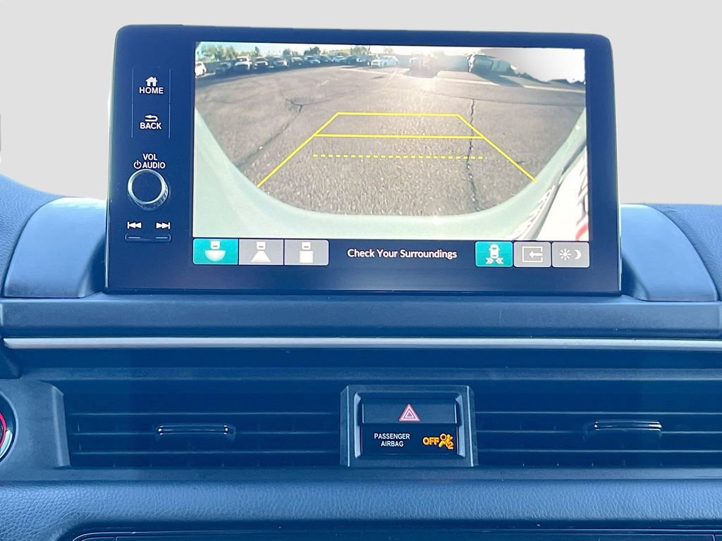 Used 2024 Honda Pilot Touring image 14