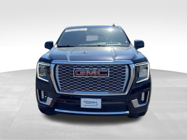 Used 2024 GMC Yukon XL Denali w/ Denali Reserve Package AWD/4WD image 3