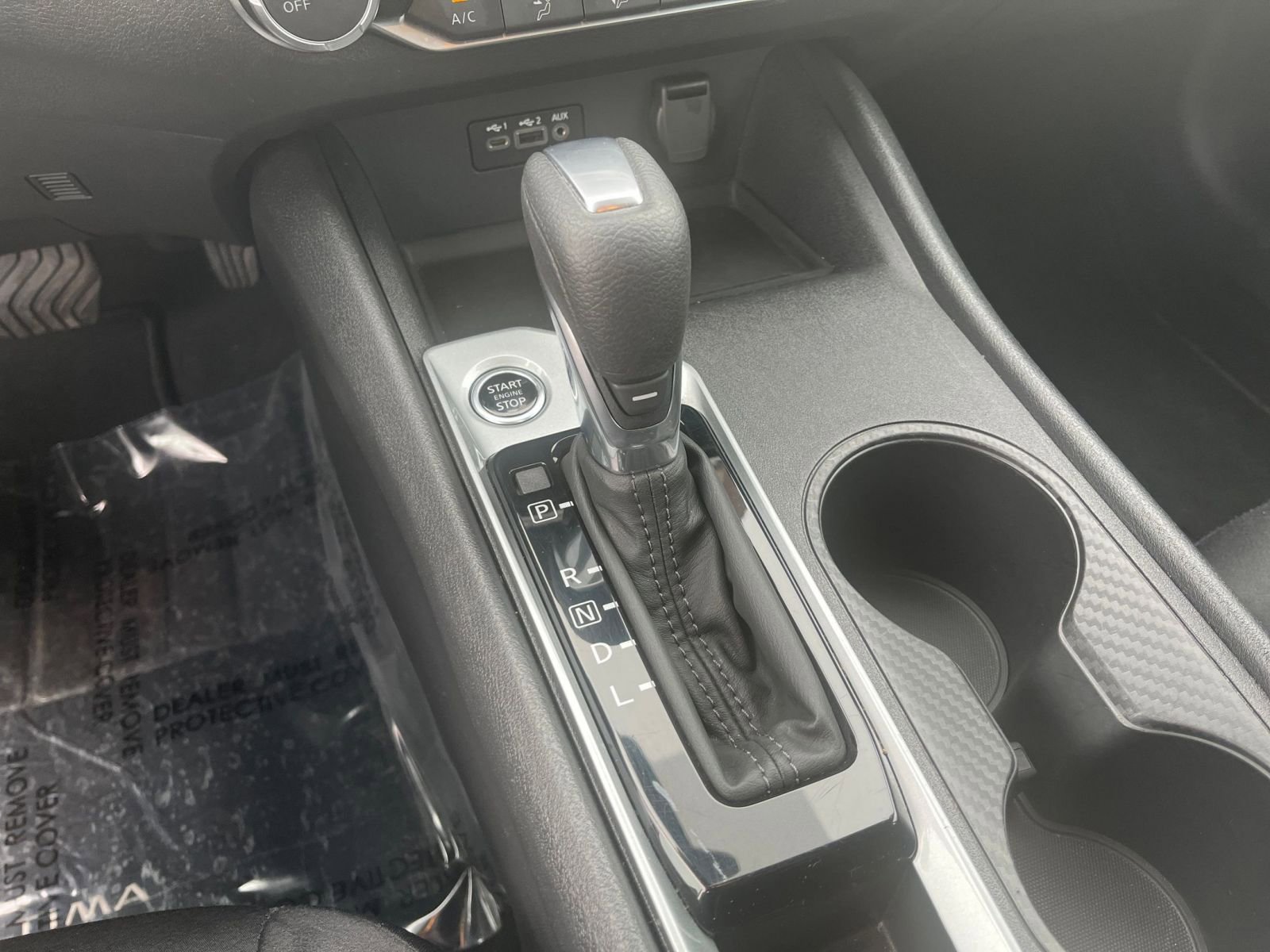 Used 2025 Nissan Altima 2.5 SV FWD image 42