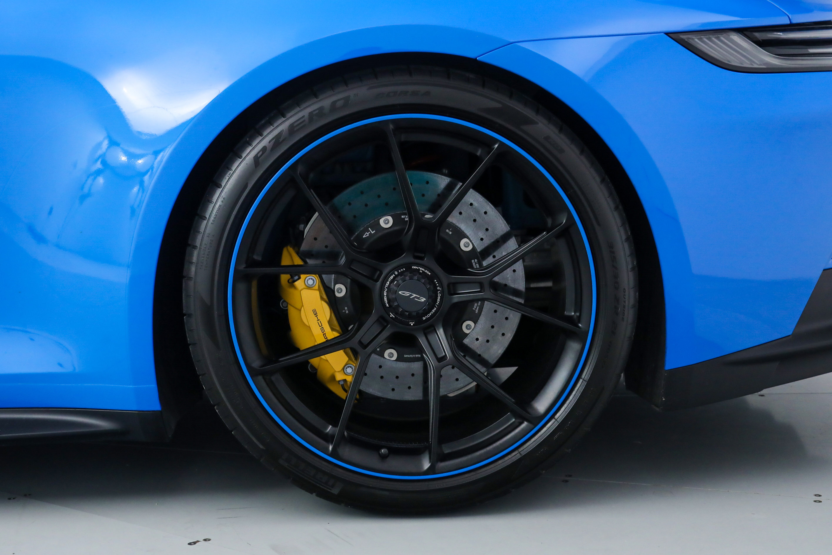 Used 2023 Porsche 911 GT3 image 41