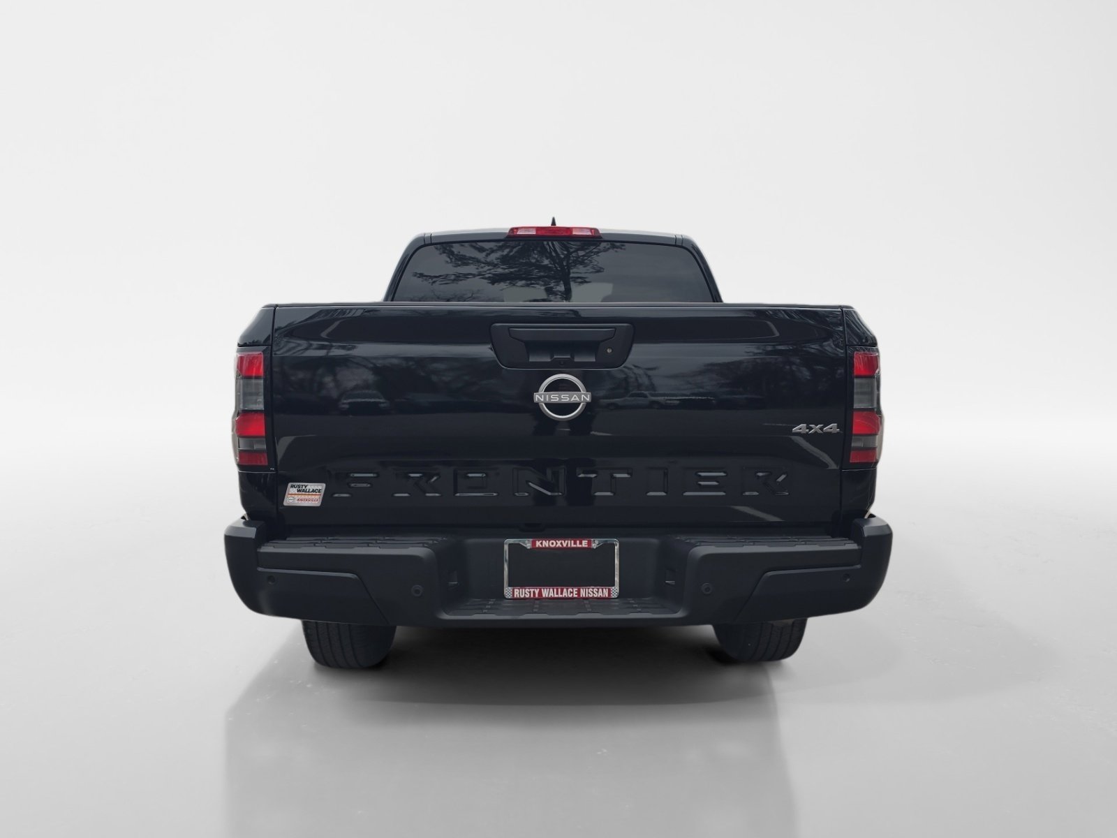 Used 2025 Nissan Frontier S image 4