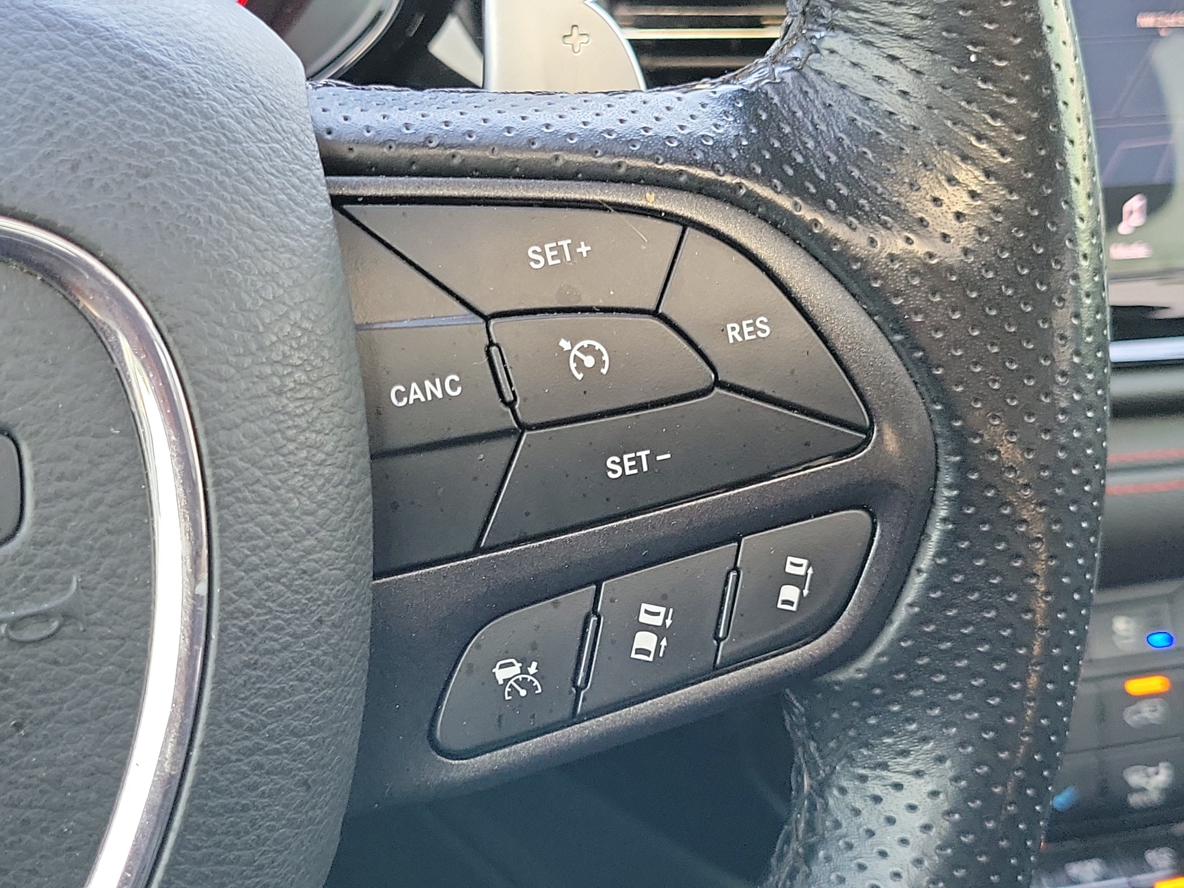 Used 2024 Dodge Durango GT AWD/4WD image 30