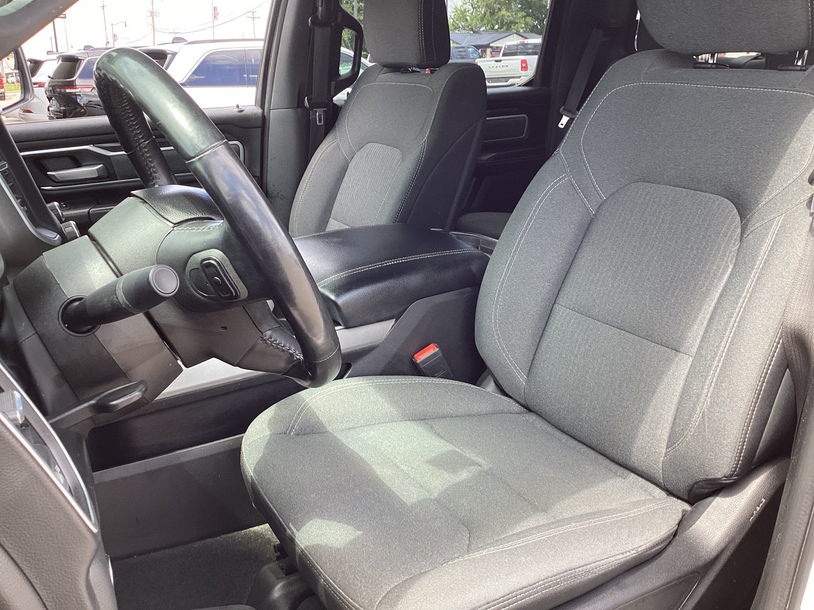 Used 2024 RAM 1500 Big Horn AWD/4WD image 11