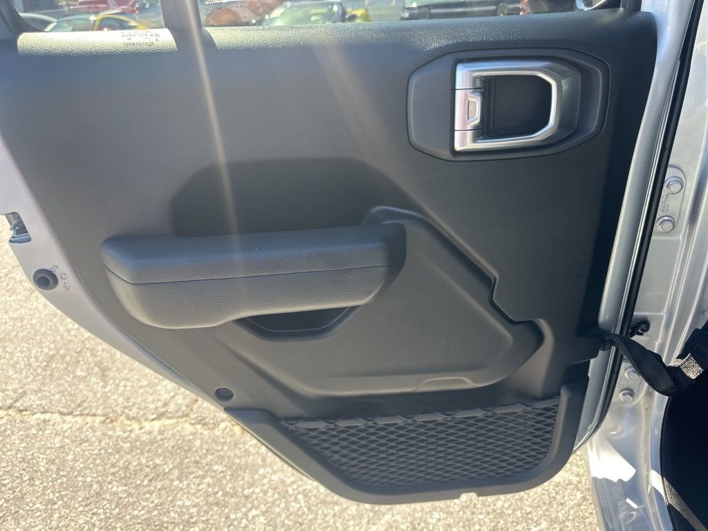 Used 2024 Jeep Wrangler Unlimited w/ Convenience Group image 25