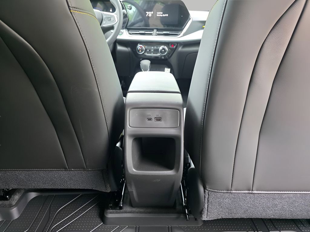 New 2026 Chevrolet Trax LT w/ Midnight Edition image 8