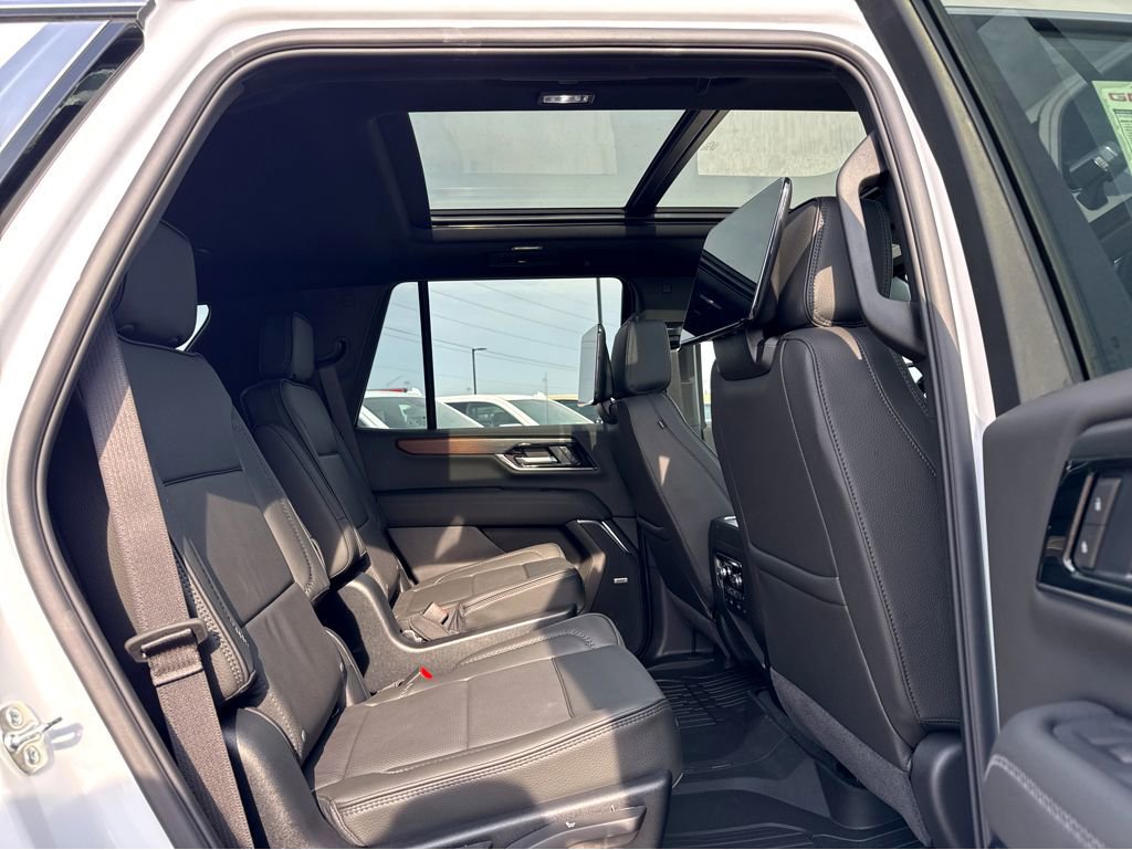 New 2026 GMC Yukon Denali image 6
