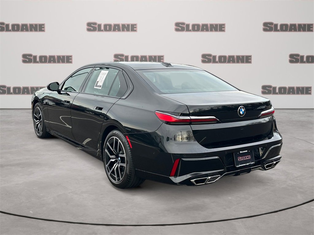 Used 2023 BMW 760i xDrive 760i xDrive w/ Executive Package image 3