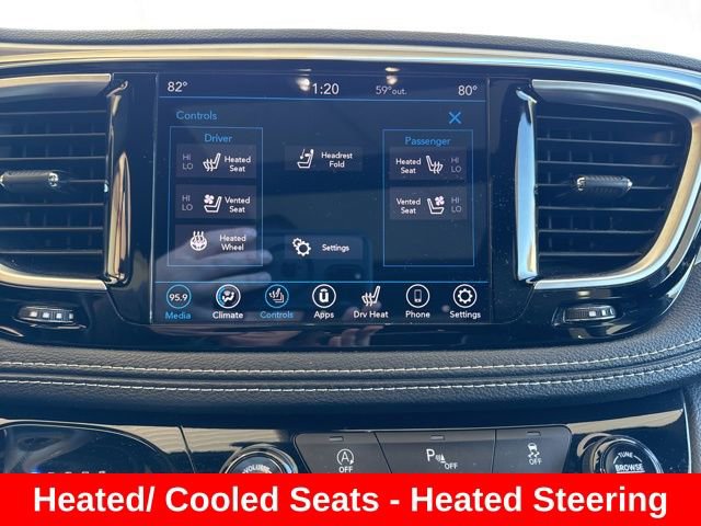 Used 2020 Chrysler Pacifica Limited w/ S Appearance Package image 19