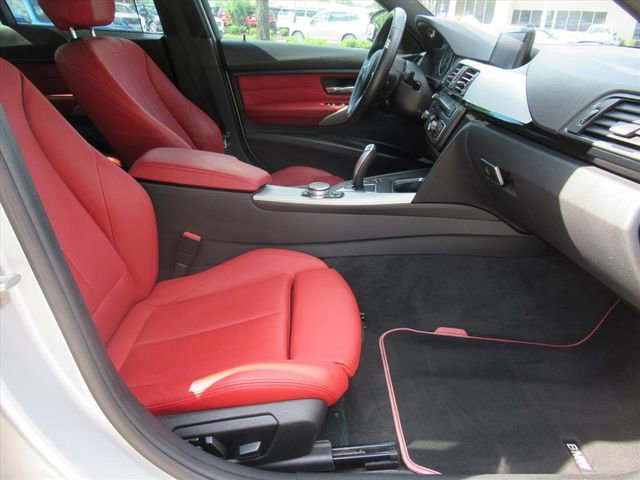 Used 2015 BMW 335i Sedan RWD image 9