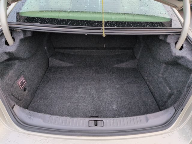 Used 2014 Chevrolet Malibu LTZ FWD image 19