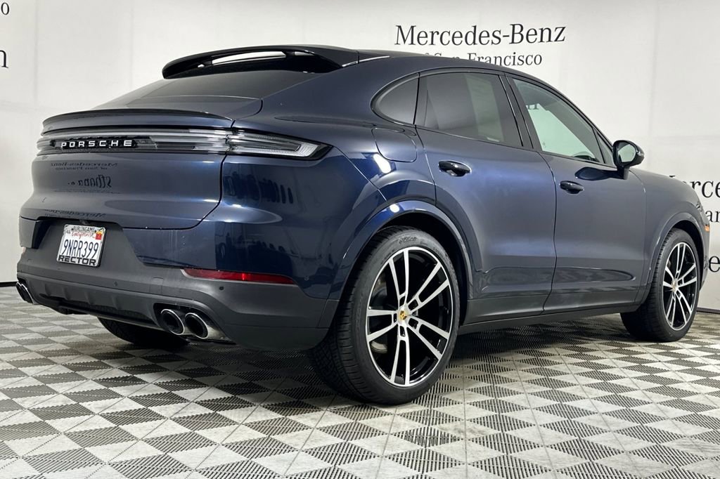 Used 2024 Porsche Cayenne Coupe image 4