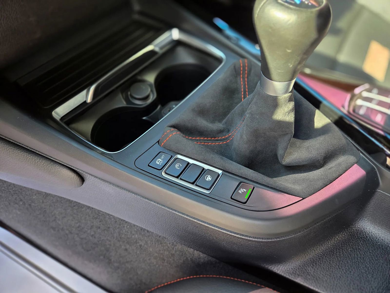 Used 2020 BMW M2 Competition w/ Executive Package image 15