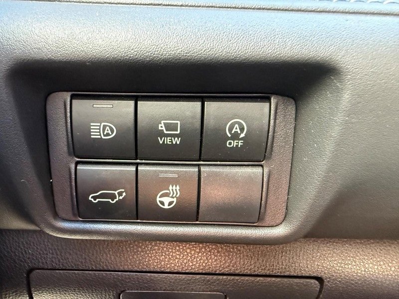 Used 2023 Toyota Highlander Platinum image 32