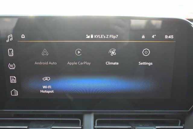 Used 2025 Chevrolet Trax LT w/ LT Convenience Package image 24