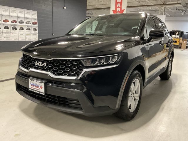 Used 2023 Kia Sorento LX FWD image 25