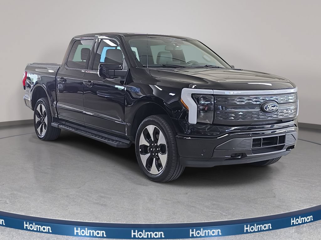 Used 2025 Ford F150 Lightning Platinum AWD/4WD image 3