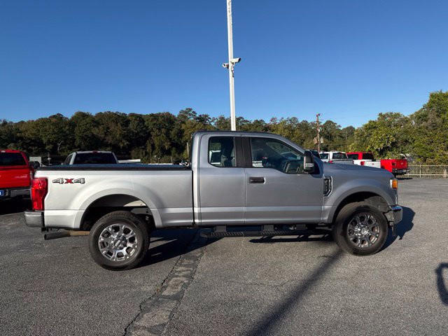 Certified 2022 Ford F250 XL w/ Power Equipment Group AWD/4WD image 3
