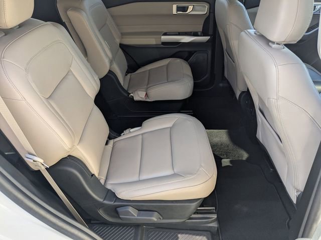 Used 2024 Ford Explorer XLT w/ Equipment Group 202A AWD/4WD image 22