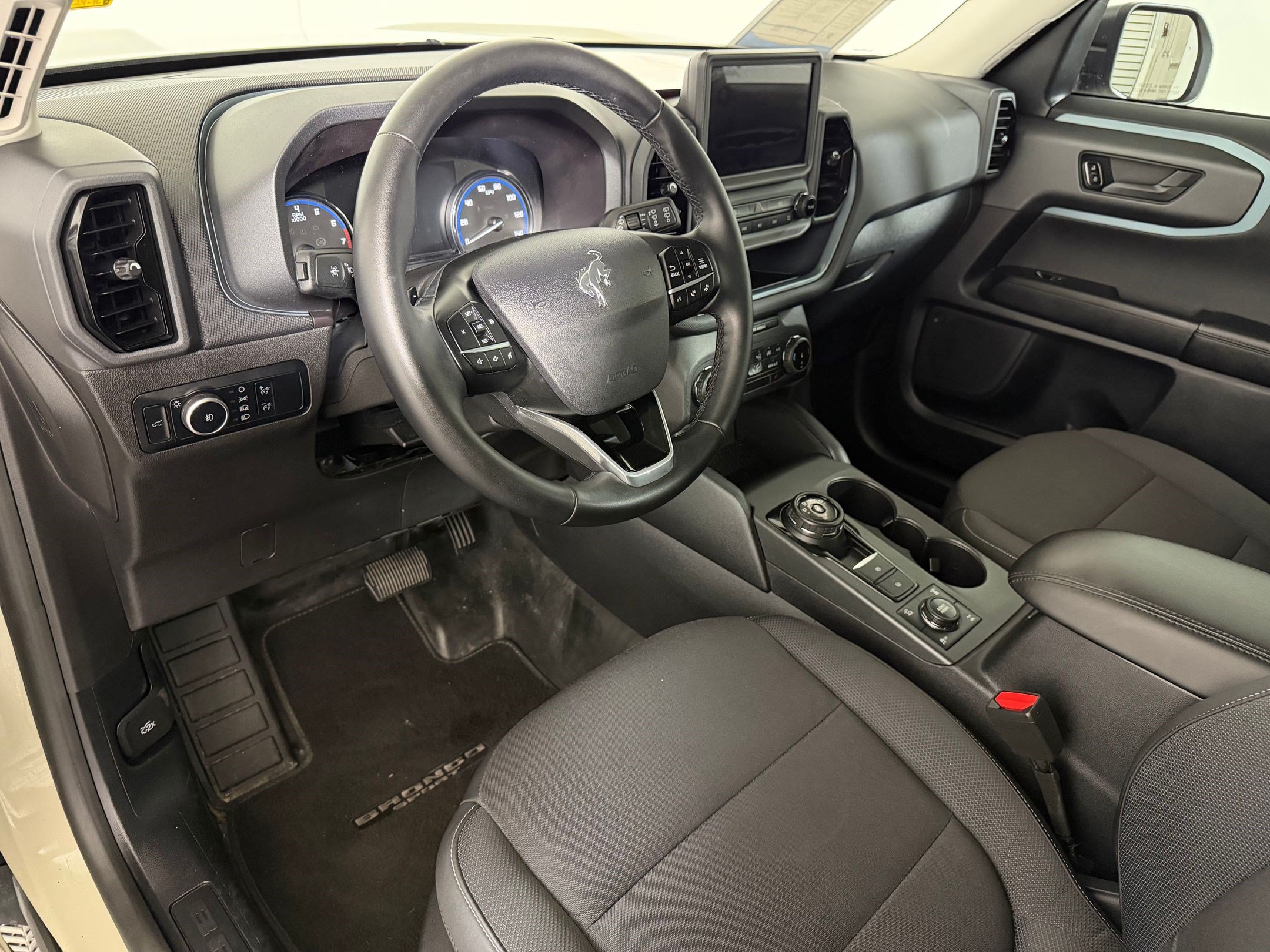 Used 2024 Ford Bronco Sport Badlands AWD/4WD image 3
