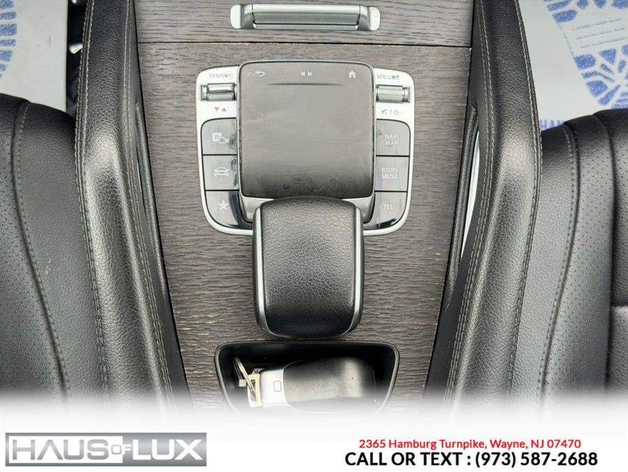 Used 2020 Mercedes-Benz GLE 350 4MATIC w/ AMG Line Exterior image 30