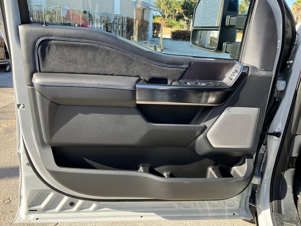 New 2026 Ford F350 Platinum image 28