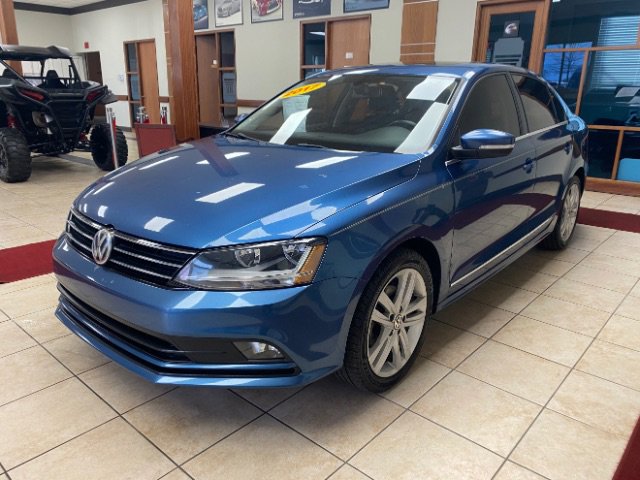 Used 2017 Volkswagen Jetta SEL image 1